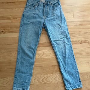 Everlane 90s Cheeky Jean